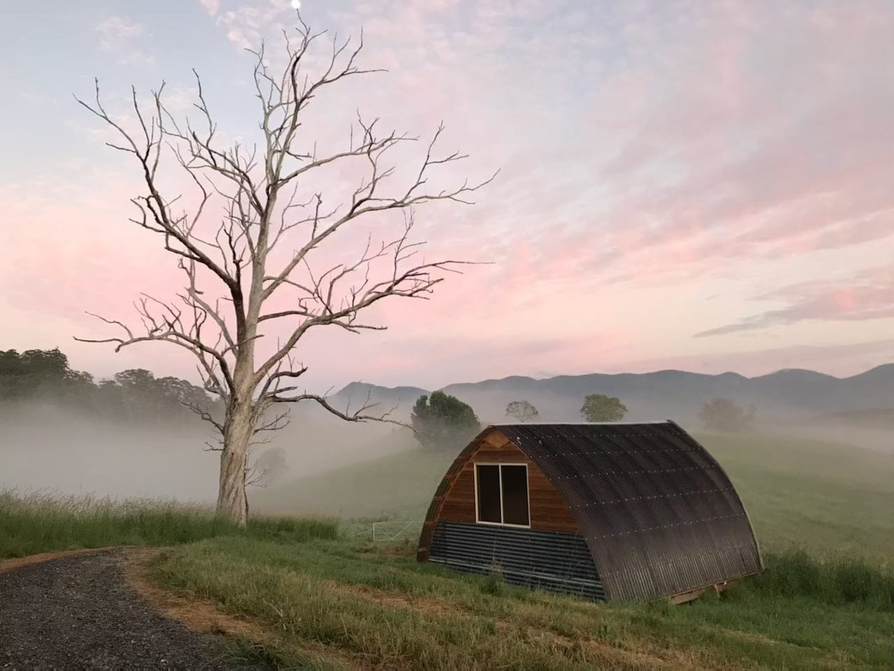 Levenvale Farm Events Farm Stay in our Farm Hut ("Fire Long Lunch" weekend)